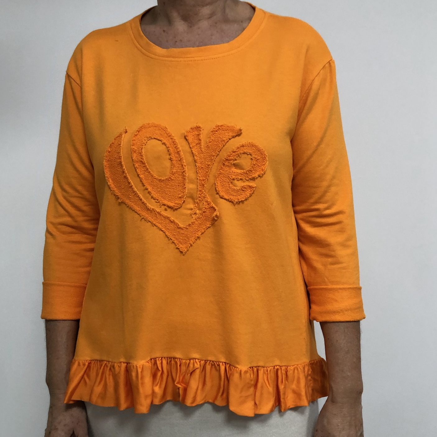 CAMISETA VOLANTE LOVE